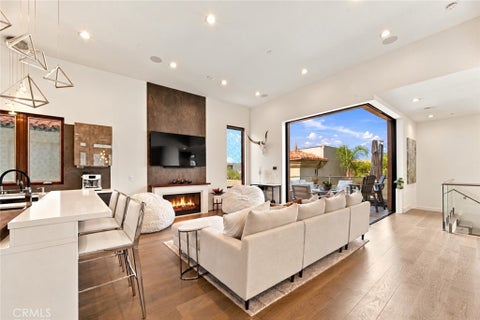 Photo of 721 1st Place, Hermosa Beach, CA 90254 (MLS # GD26221009)