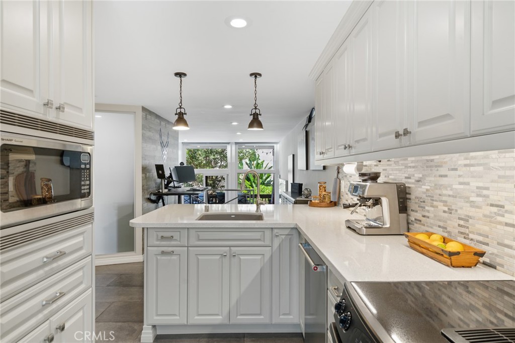 5109 Marina Pacifica Drive N