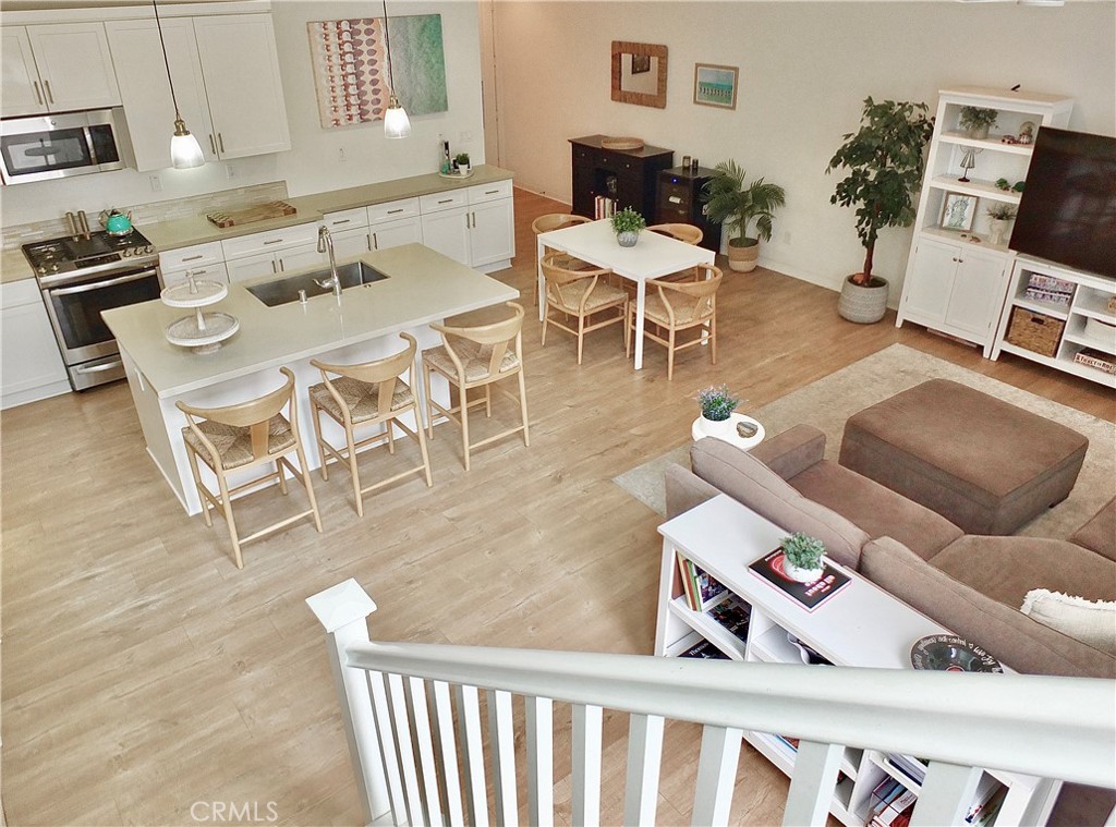 THE COURTS - Residential