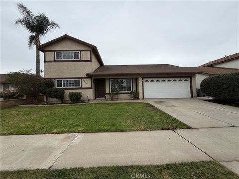 Photo of 3640 Schooner Walk, Oxnard, CA 93035 (MLS # CV26096668)