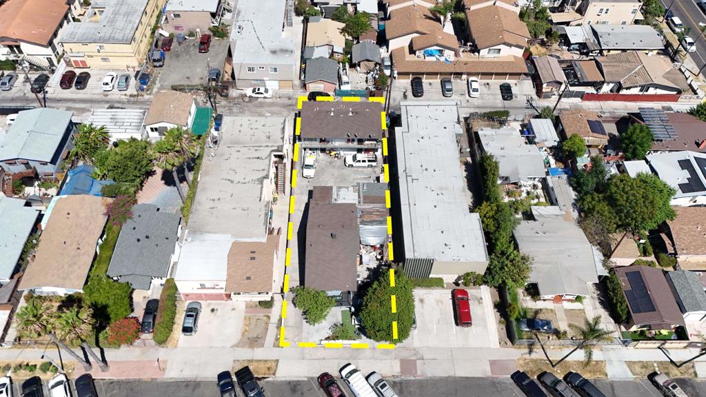 Properties 1 3833 39 N 42nd St