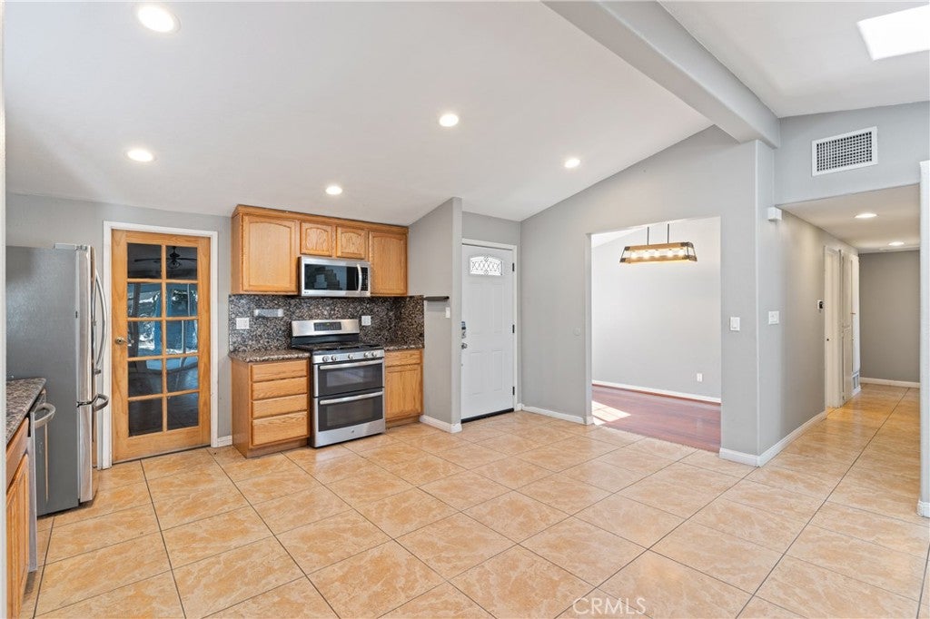 27227 Marchland