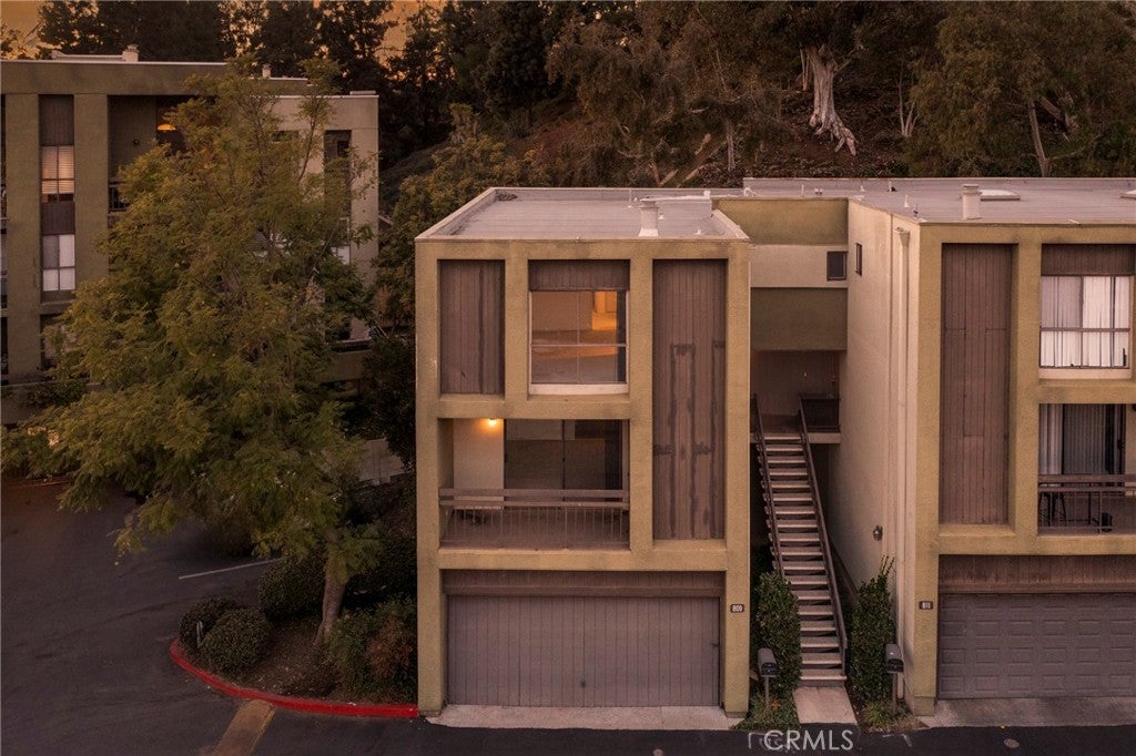 809 Temple Terrace