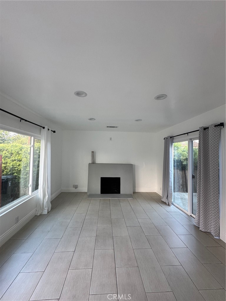 Bluffs (BLUF) - Residential Lease