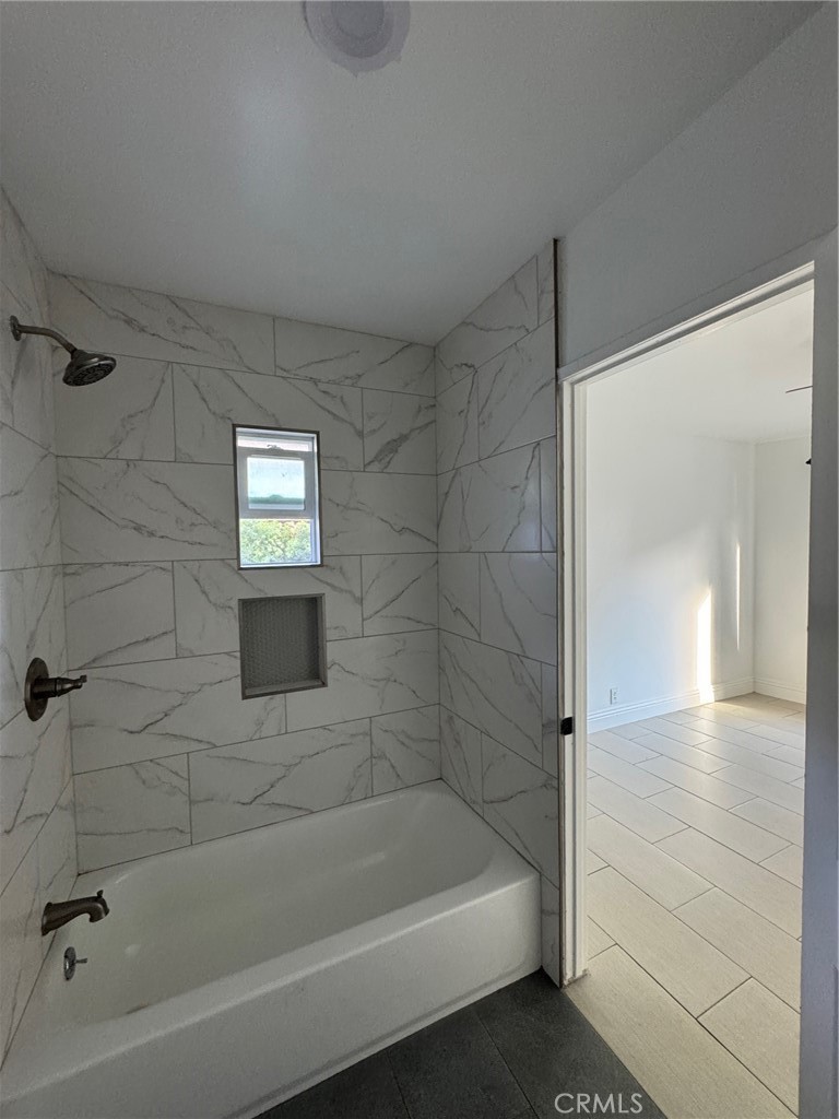 Bluffs (BLUF) - Residential Lease