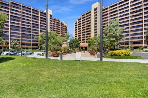 MLS: OC26037286