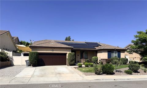 Photo of 166 Fox LN, Calimesa, CA 92320 (MLS # IG26119244)