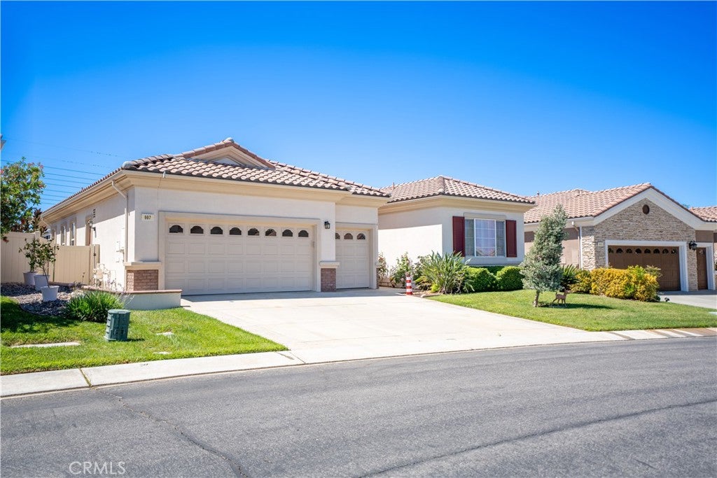 987 Avenal