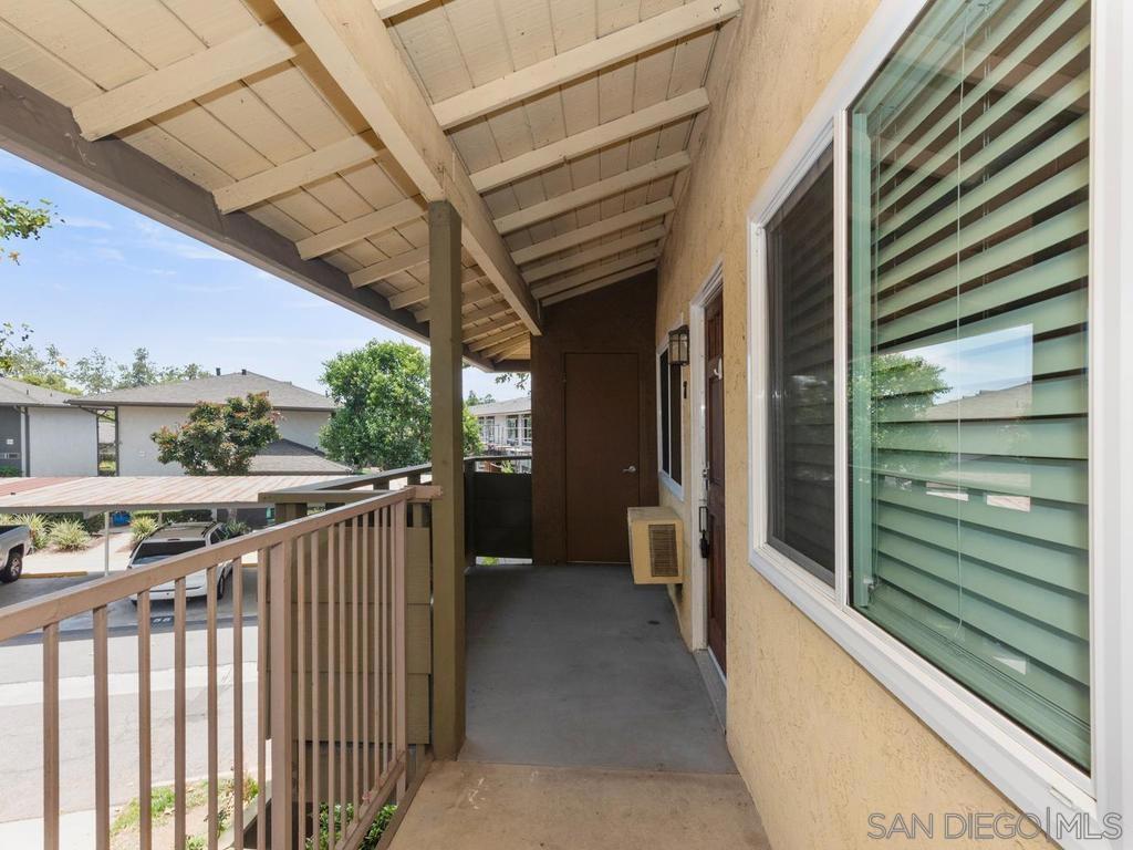 2094 E Grand Ave 7