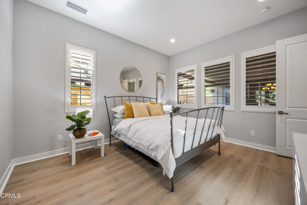 627 E Orange Blossom Way