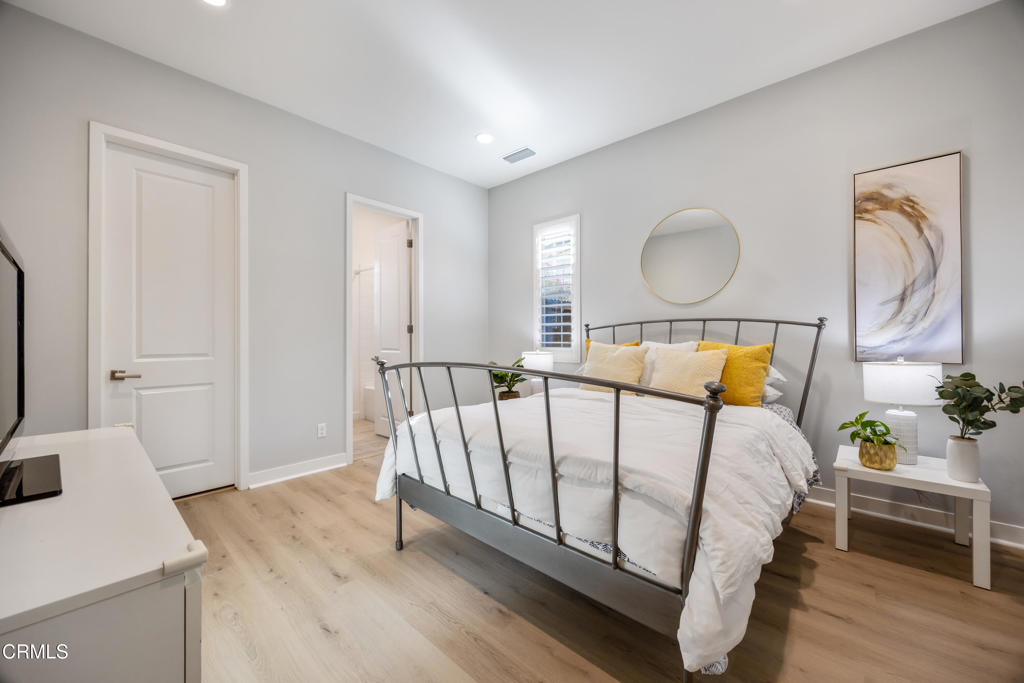 627 E Orange Blossom Way