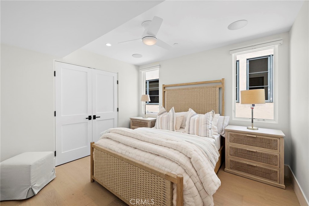 Corona del Mar South of PCH (CDMS) - Residential