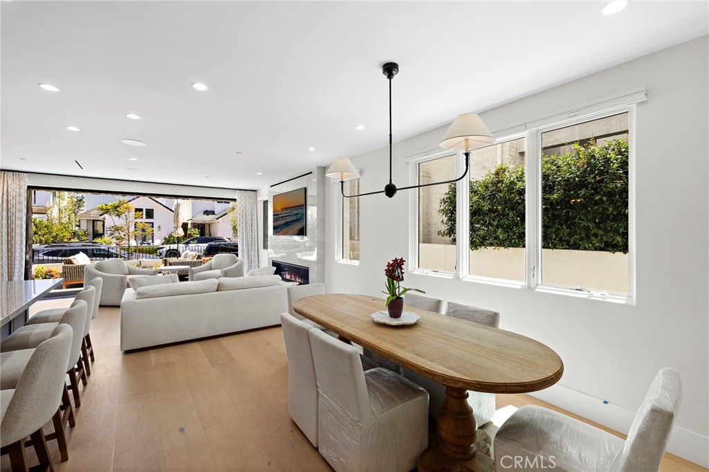 Corona del Mar South of PCH (CDMS) - Residential