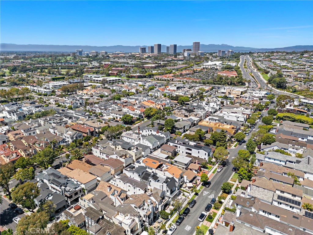 Corona del Mar South of PCH (CDMS) - Residential