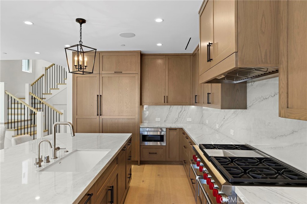 Corona del Mar South of PCH (CDMS) - Residential
