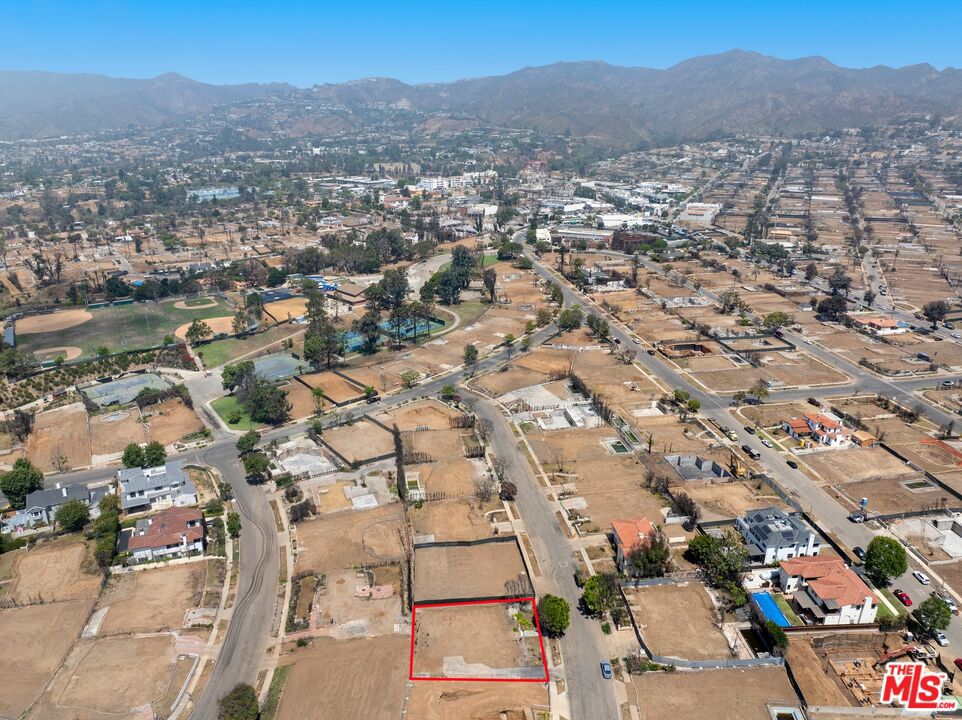 711 Chapala Drive