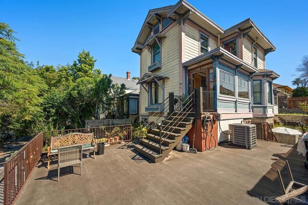 Photo of 637 19th Street St, San Diego, CA 92102 (MLS # 260006858SD)