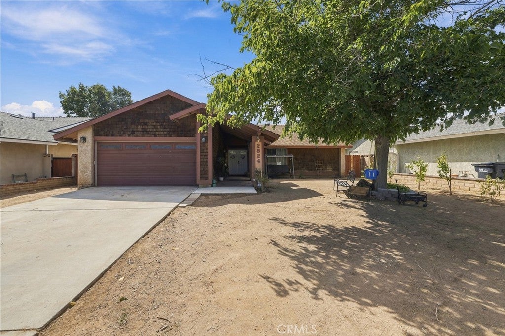 2824 E Avenue R12