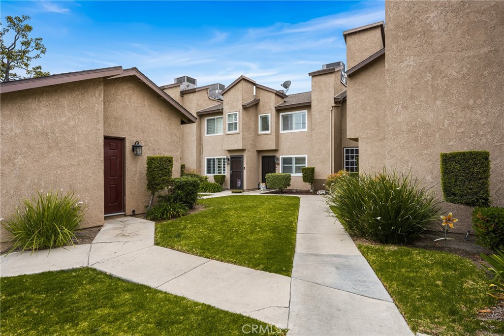 500 N Tustin Avenue 105