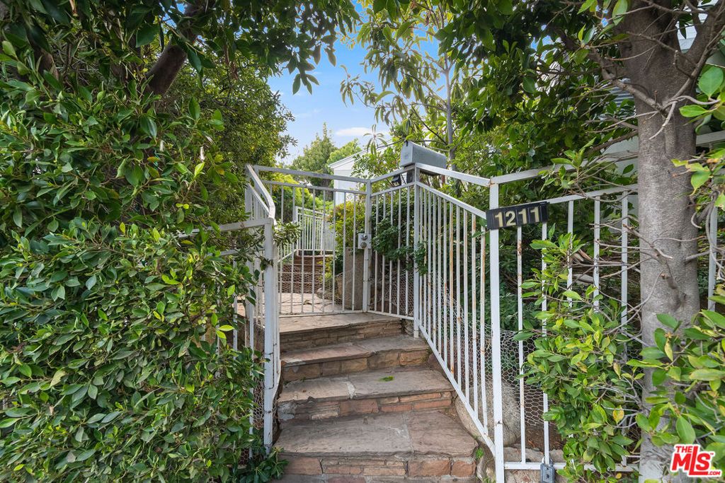 Photo of 1211 Hilldale Avenue, West Hollywood, CA 90069 (MLS # 25578199)