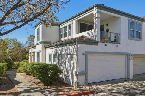 Photo of 914 Brea Lane, San Jose, CA 95138 (MLS # ML82039217)