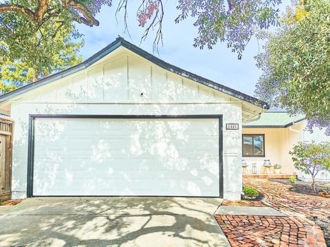 Photo of 1441 Dentwood Drive, San Jose, CA 95118 (MLS # ML82049315)