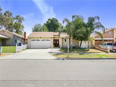 Photo of 6730 Astoria Dr, Riverside, CA 92503 (MLS # PW26093288)