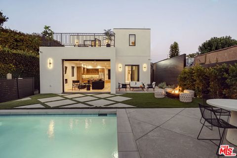 Photo of 2749 Tilden Avenue, Los Angeles, CA 90064 (MLS # 26666795)