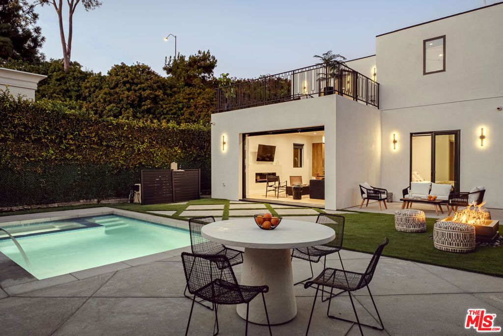 Photo of 2749 Tilden Avenue, Los Angeles, CA 90064 (MLS # 26666795)