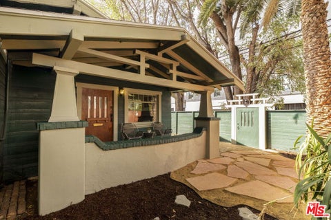 Photo of 1410 N Mccadden Place, Los Angeles, CA 90028 (MLS # 26991887)