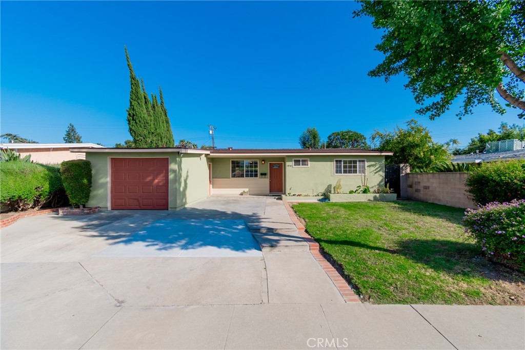 1940 E Walnut Creek Pkwy