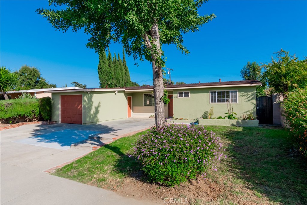 1940 E Walnut Creek Pkwy