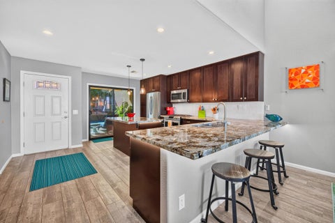 Tiny photo for 76700 Chrysanthemum Way, Palm Desert, CA 92211 (MLS # 219155049DA)