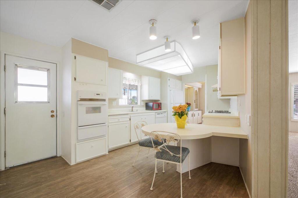 Portola Country Club - Manufactured In Park