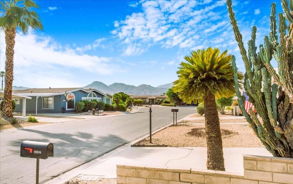 Portola Country Club - Manufactured In Park