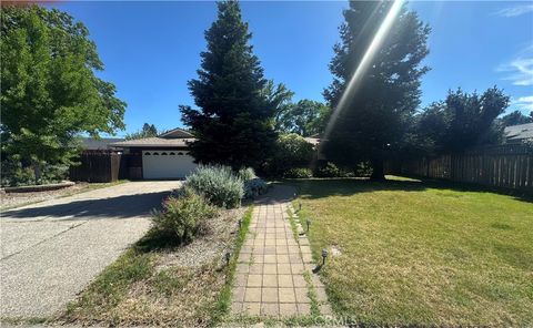 Photo of 1609 plumas way Way, Chico, CA 95926 (MLS # SN26076498)