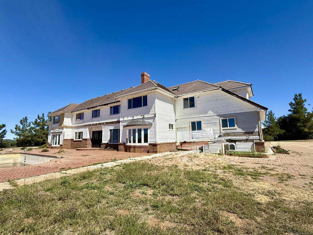 5755 Boulder Creek Rd.