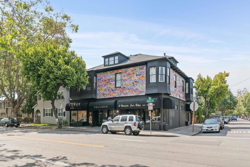 1000 Central Ave.
