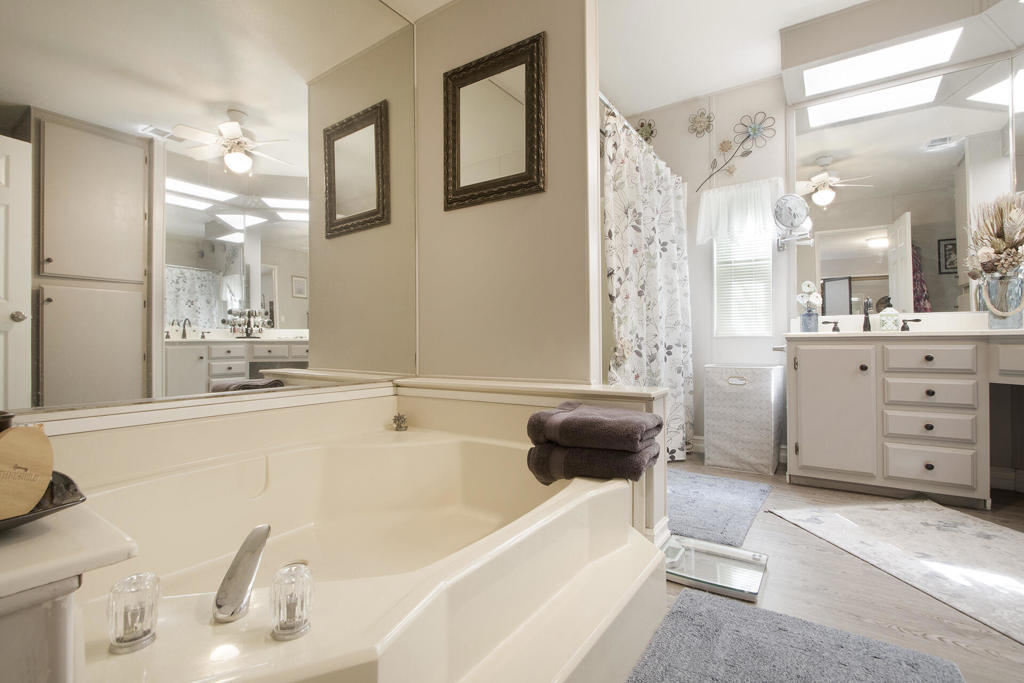 Ivey Ranch - Manufactured In Park