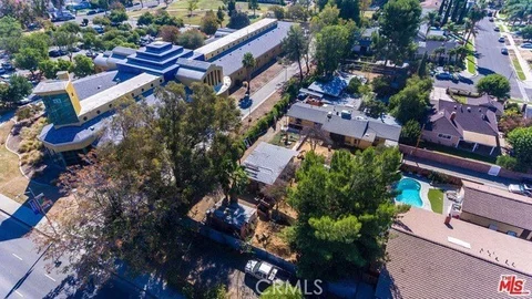 MLS: SR26162852