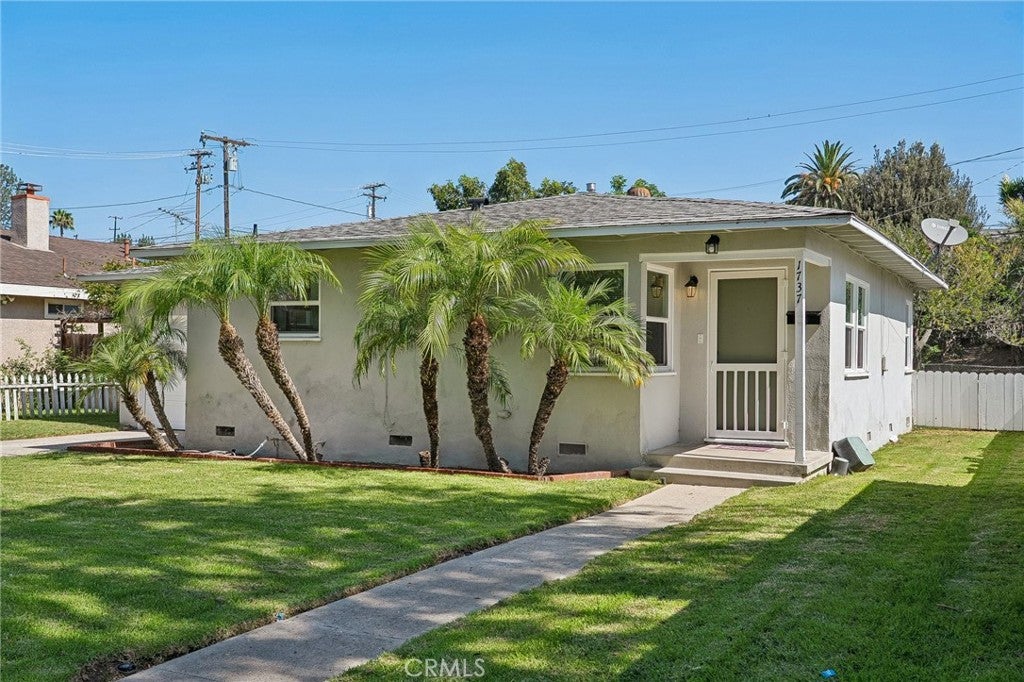 1737 W Jacaranda