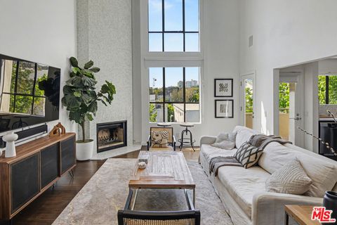 Photo of 720 Huntley Drive #202, West Hollywood, CA 90069 (MLS # 26672881)