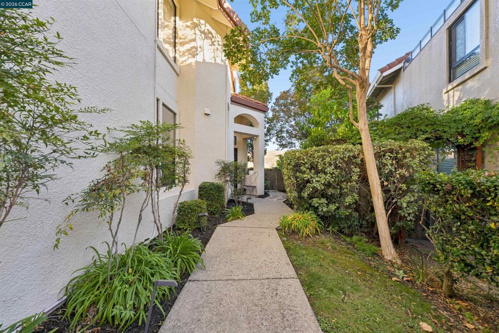 768 Lakemont Pl 6