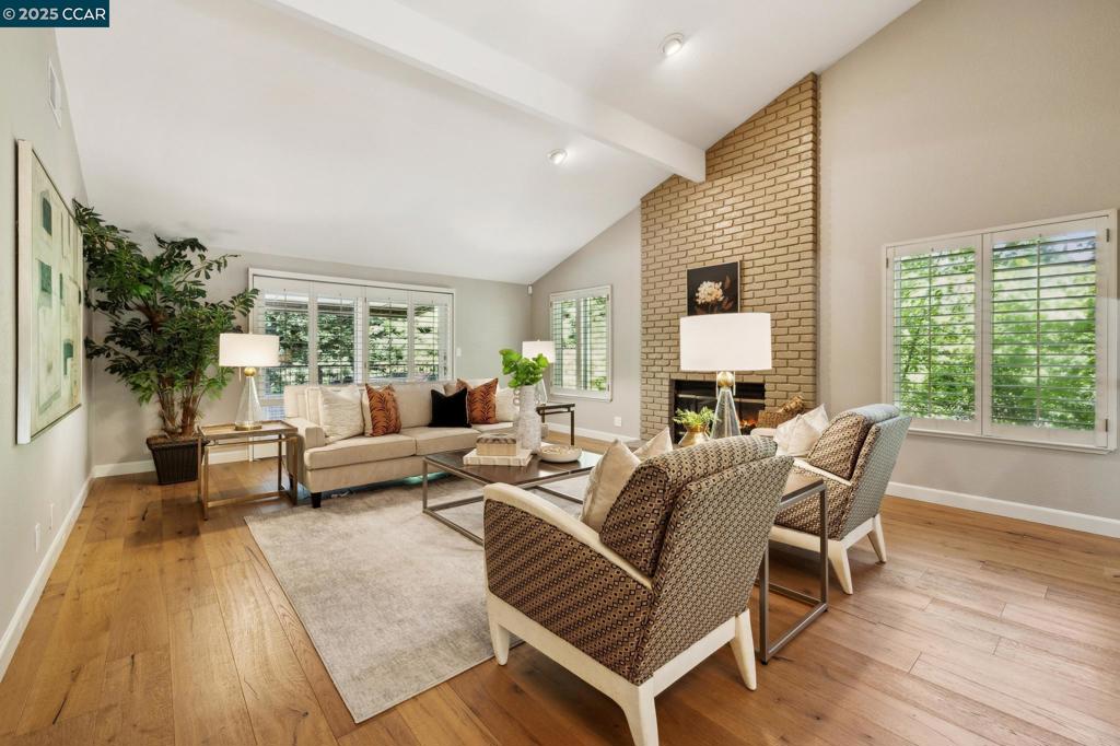 WOODCREEK - Residential