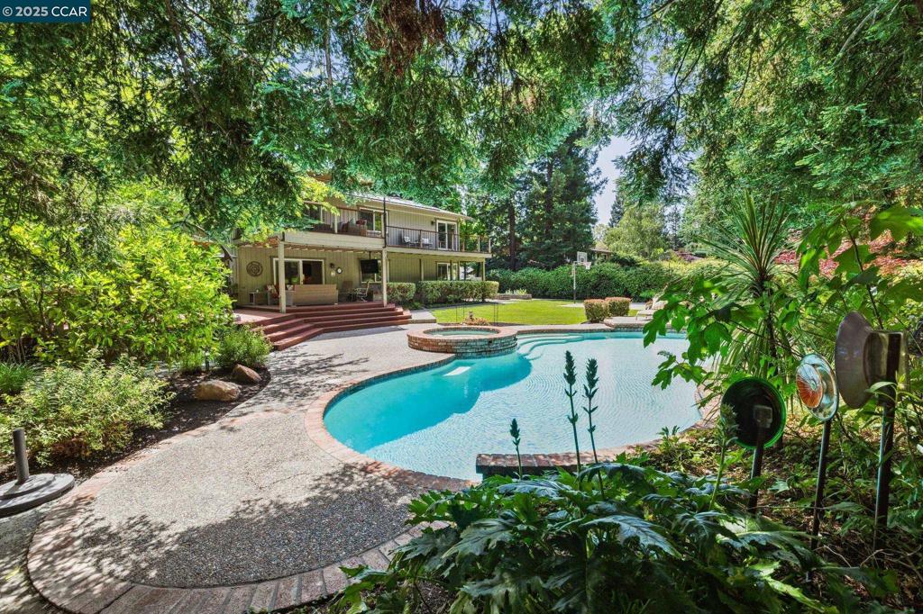 WOODCREEK - Residential