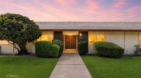 Photo of 5205 Gorham Way Way, Bakersfield, CA 93309 (MLS # SR26112557)
