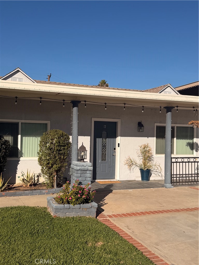 East Tustin Custom (ETC) - Residential Lease