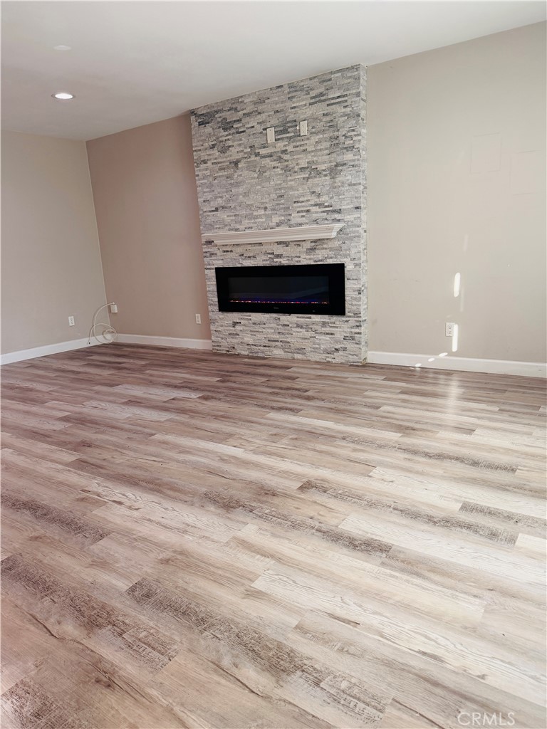 East Tustin Custom (ETC) - Residential Lease