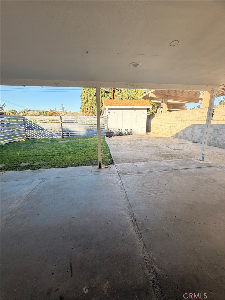 East Tustin Custom (ETC) - Residential Lease