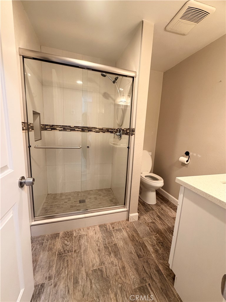 East Tustin Custom (ETC) - Residential Lease